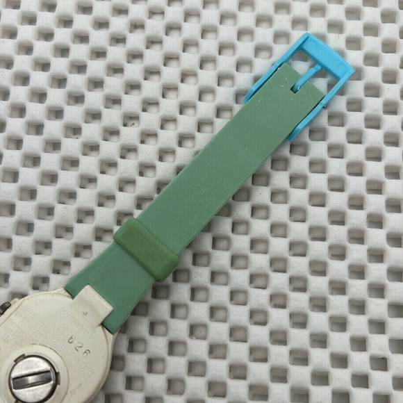 Coca Cola Swatch Watch - Picture 7 of 9